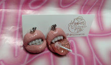 Load image into Gallery viewer, Lovesick Micro Mouth Earrings