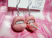 Load image into Gallery viewer, Lovesick Micro Mouth Earrings