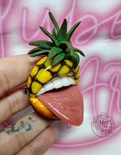 Load image into Gallery viewer, Pineapple Brooch