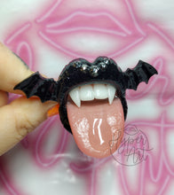 Load image into Gallery viewer, Hermes Brooch