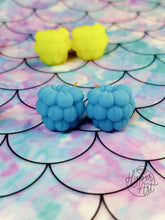 Load image into Gallery viewer, Raspberry Studs