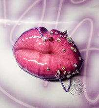 Load image into Gallery viewer, Scream Queen Brooch