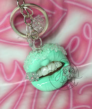 Load image into Gallery viewer, Snow Glow Keychain
