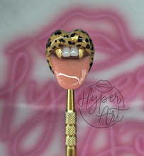 Load image into Gallery viewer, The Heiress Hyper Hit Stick
