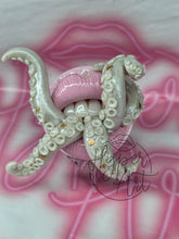 Load image into Gallery viewer, Pink Tide HyperVentilate cLip
